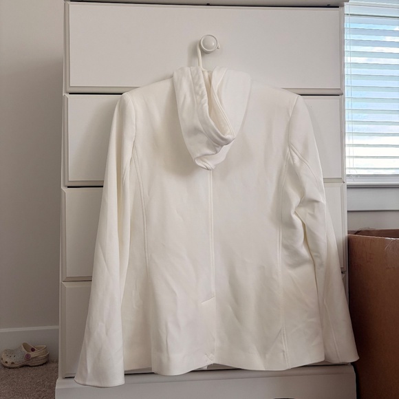 Blue Revival - Picture 3 of 4